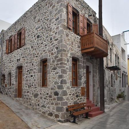 Patriko Nisyrian Guesthouse Mandrákion Dış mekan fotoğraf