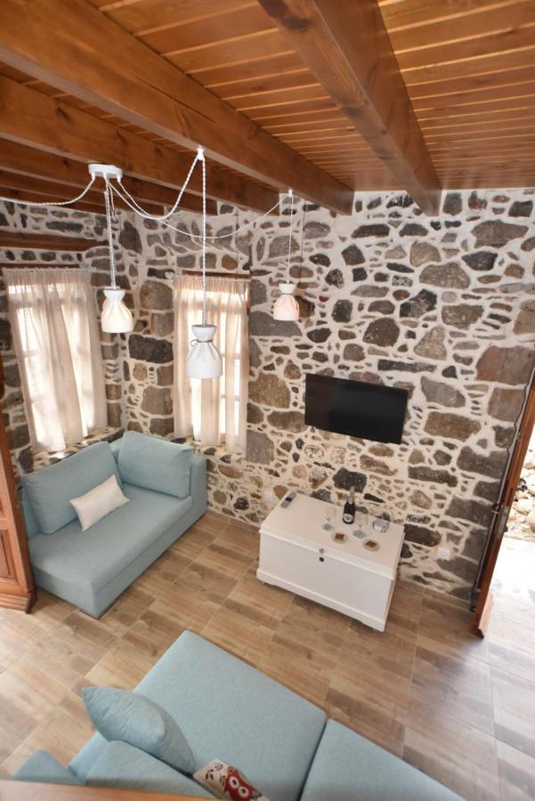 Patriko Nisyrian Guesthouse Mandrákion Dış mekan fotoğraf